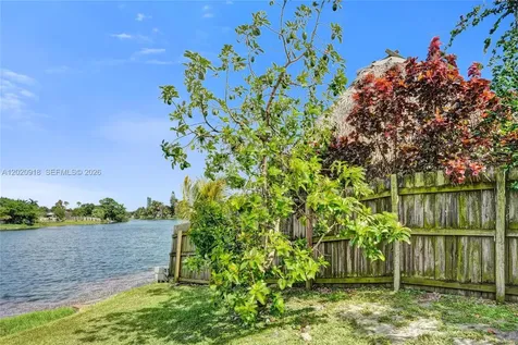 4662 NW 99th Avenue Sunrise FL 33351