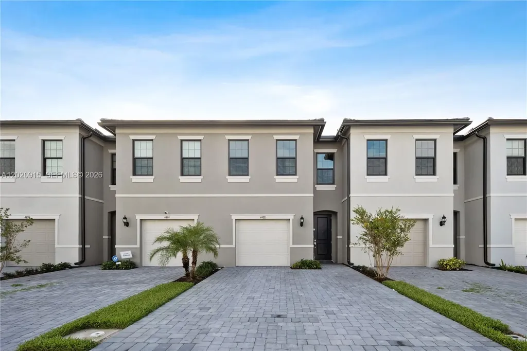 4488 E Appleton Circle E Oakland Park FL 33309