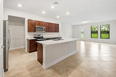4488 E Appleton Circle E Oakland Park FL 33309