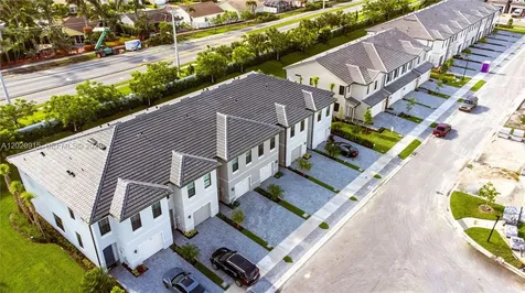4488 E Appleton Circle E Oakland Park FL 33309