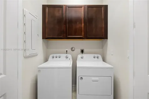 4488 E Appleton Circle E Oakland Park FL 33309