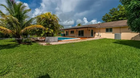 14060 SW 82nd Avenue Palmetto Bay FL 33158