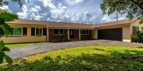 14060 SW 82nd Avenue Palmetto Bay FL 33158