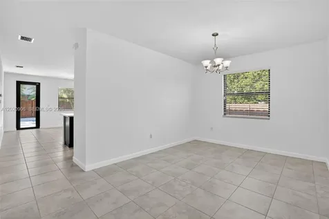 2371 SE 1st Court Homestead FL 33033