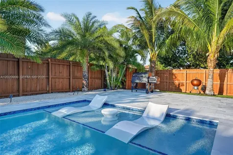 2371 SE 1st Court Homestead FL 33033