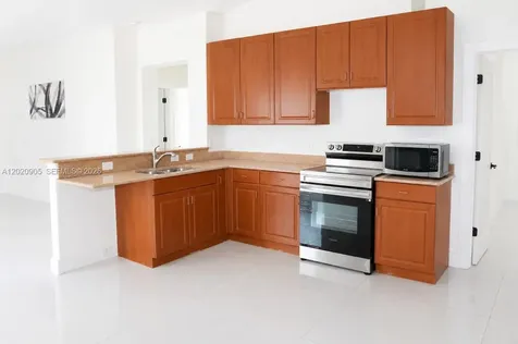 1602 SW 14th Street Cape Coral FL 33991