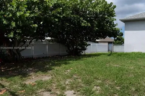 1602 SW 14th Street Cape Coral FL 33991