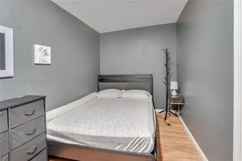 1360 NW 77th Street Miami FL 33147