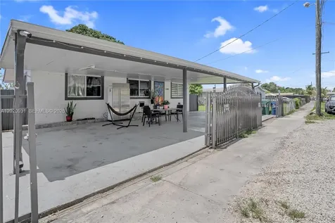 1360 NW 77th Street Miami FL 33147