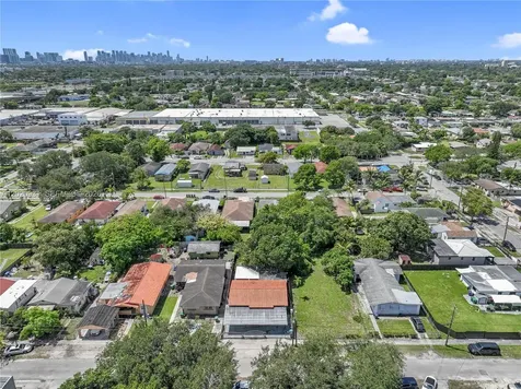 1360 NW 77th Street Miami FL 33147