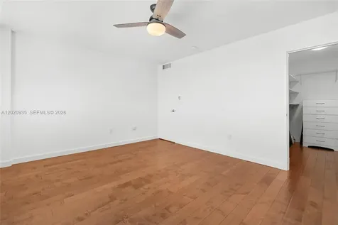 800 West Avenue Miami Beach FL 33139