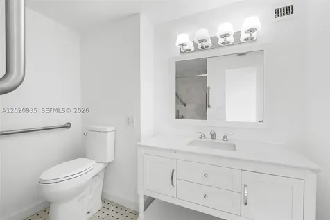 800 West Avenue Miami Beach FL 33139