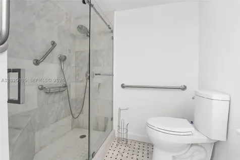 800 West Avenue Miami Beach FL 33139