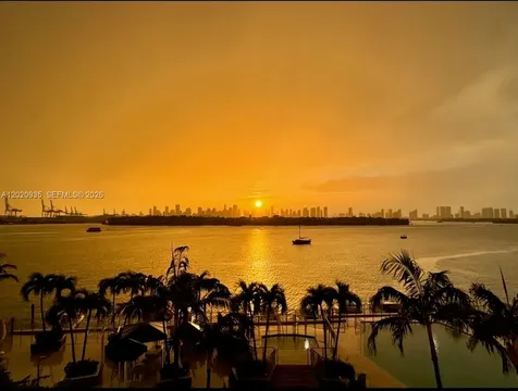 800 West Avenue Miami Beach FL 33139