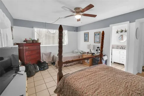 4851 NW 21st Street Lauderhill FL 33313
