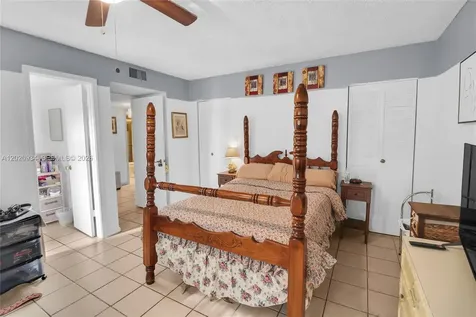 4851 NW 21st Street Lauderhill FL 33313