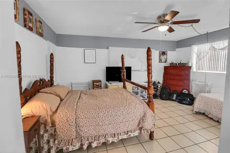 4851 NW 21st Street Lauderhill FL 33313