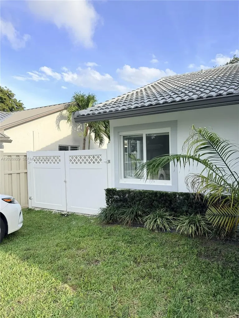 11640 NW 23rd Street Coral Springs FL 33065