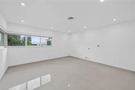 1101 S Shore Drive Miami Beach FL 33141