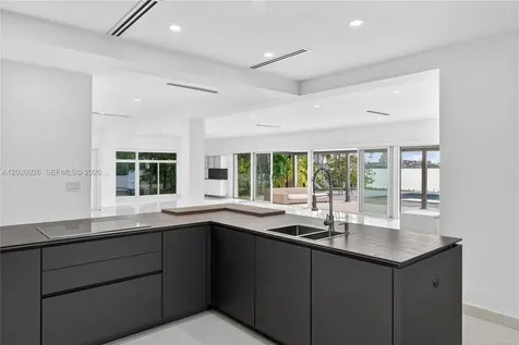 1101 S Shore Drive Miami Beach FL 33141