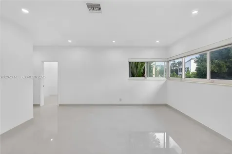 1101 S Shore Drive Miami Beach FL 33141