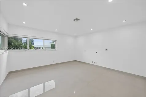 1101 S Shore Drive Miami Beach FL 33141