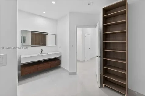 1101 S Shore Drive Miami Beach FL 33141