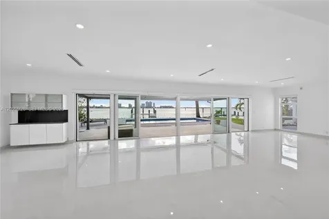 1101 S Shore Drive Miami Beach FL 33141