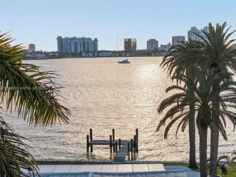 1101 S Shore Drive Miami Beach FL 33141