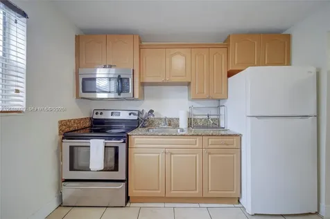 427 SW 6th Street Miami FL 33130