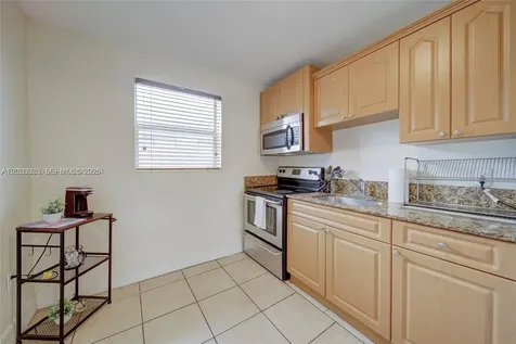 427 SW 6th Street Miami FL 33130