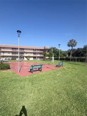 5300 Washington Street Hollywood FL 33021