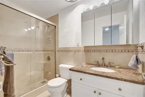 4925 Collins Avenue Miami Beach FL 33140