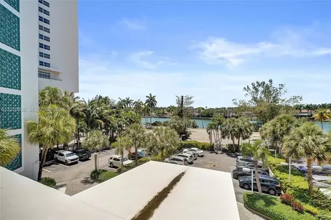 4925 Collins Avenue Miami Beach FL 33140