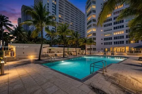 4925 Collins Avenue Miami Beach FL 33140