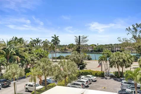 4925 Collins Avenue Miami Beach FL 33140