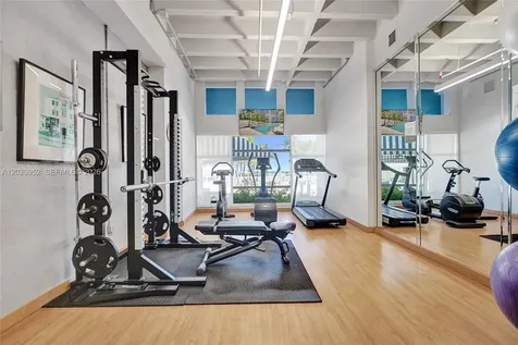4925 Collins Avenue Miami Beach FL 33140
