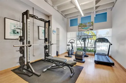 4925 Collins Avenue Miami Beach FL 33140