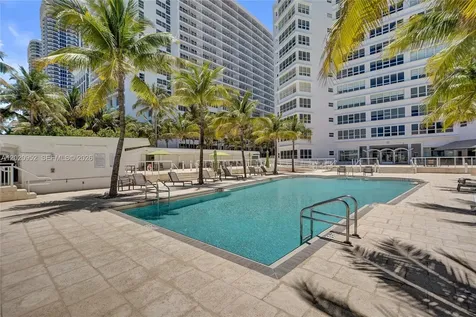 4925 Collins Avenue Miami Beach FL 33140