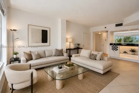 4925 Collins Avenue Miami Beach FL 33140