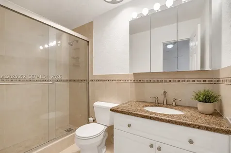 4925 Collins Avenue Miami Beach FL 33140