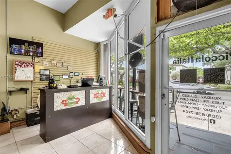 2389 SW 22nd Street Miami FL 33145