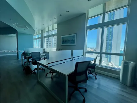 300 S Biscayne Boulevard Miami FL 33131