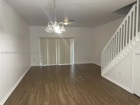 8835 S Isles Circle Tamarac FL 33321