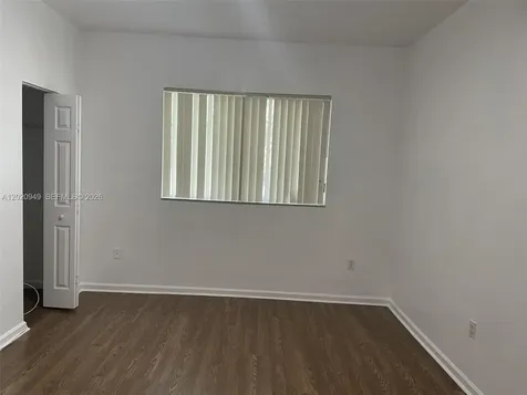 8835 S Isles Circle Tamarac FL 33321