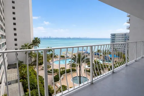 7601 E Treasure Drive North Bay Village FL 33141