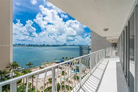 7601 E Treasure Drive North Bay Village FL 33141