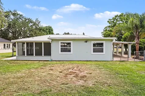 205 E Sugarland Circle Clewiston FL 33440