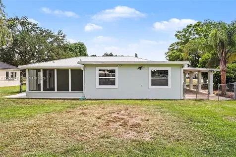 205 E Sugarland Circle Clewiston FL 33440