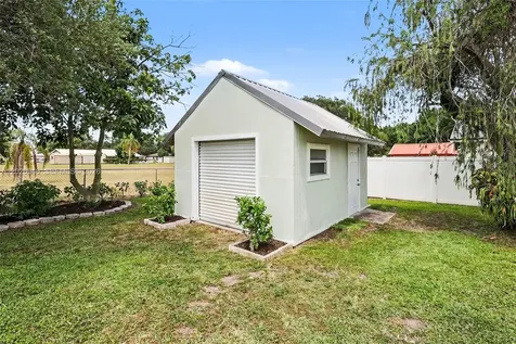 205 E Sugarland Circle Clewiston FL 33440